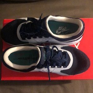Women’s Nike Air Max Zero Size 5.5 (Women’s 7.5)
